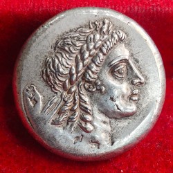 Alternative view of Indogreek Old Token Heavy (Weight 35 gram) Rare Lowest Price Token #Z-212