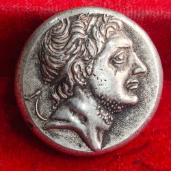 Alternative view of Indogreek Old Token Heavy (Weight 35 gram) Rare Lowest Price Token #Z-213