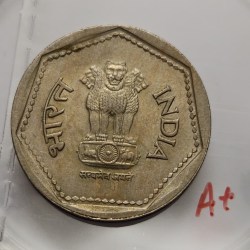 Alternative view of 1 Rs 1983 Mumbai Mint Coin Rare