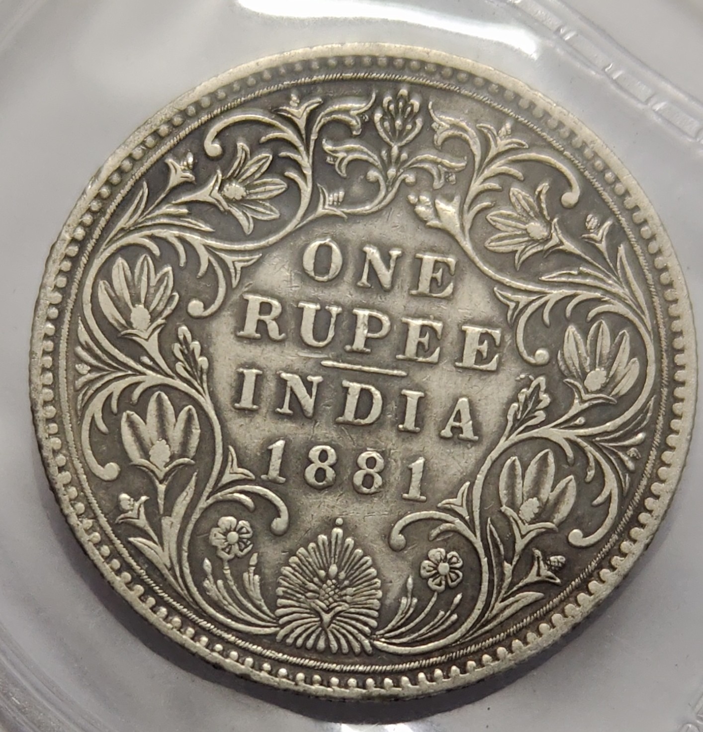 British India Victoria One Rupee 1881 Silver Coin Rare - Image 2
