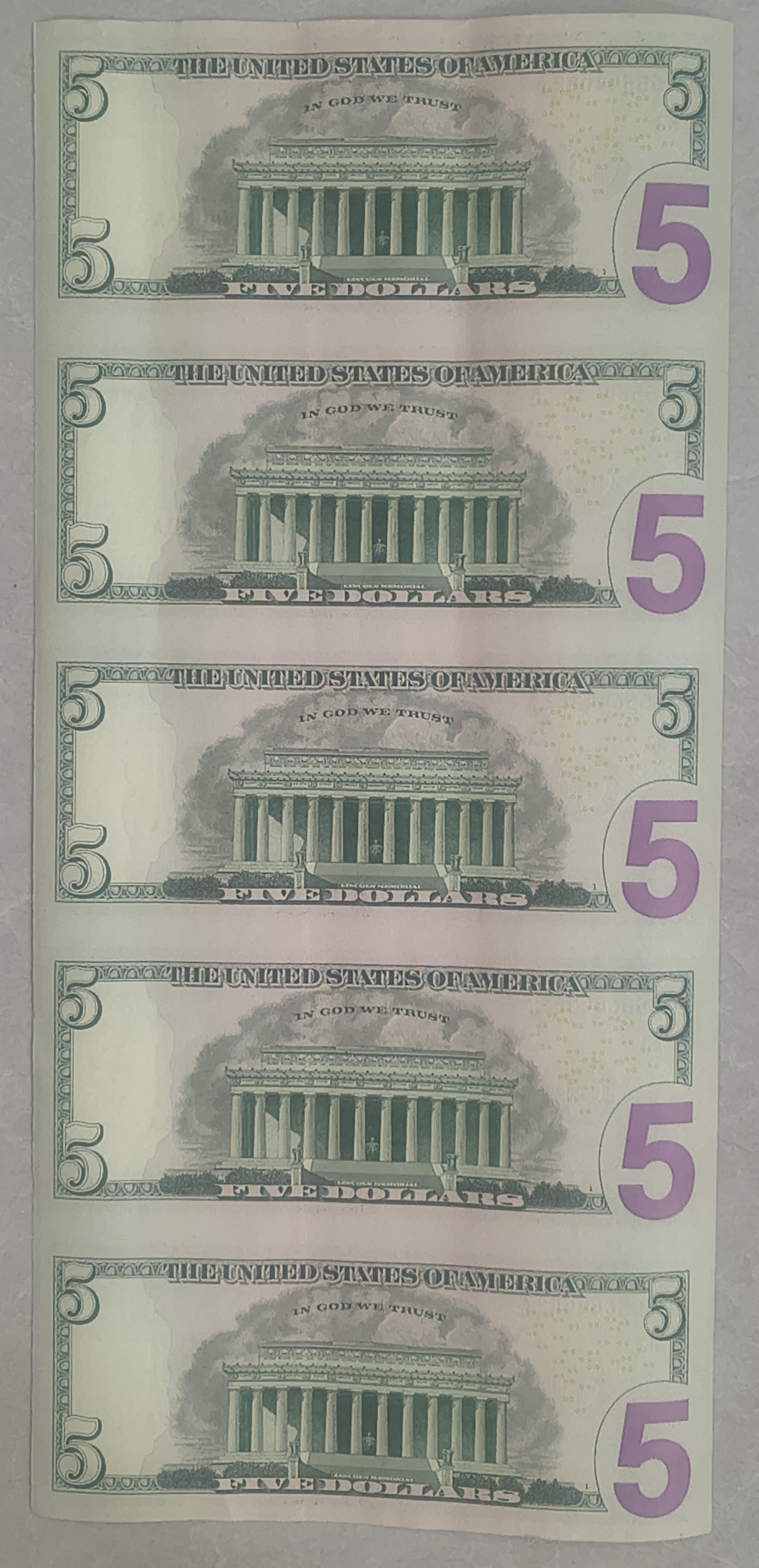 AMERICA 5 DOLLAR LINCOLN RARE GEM UNC (5 NOTE) UNCUT SHEET RARE TOP COLLECTIBLE & UNIQUE ITEM - Image 2