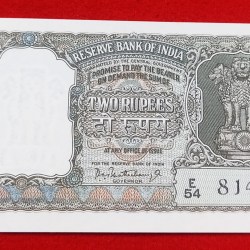 OLIVE GREEN TWO RUPEES NOTE SIGNATURE BY P. C BHATTACHARYA YEAR 1965 UNC CONDITION