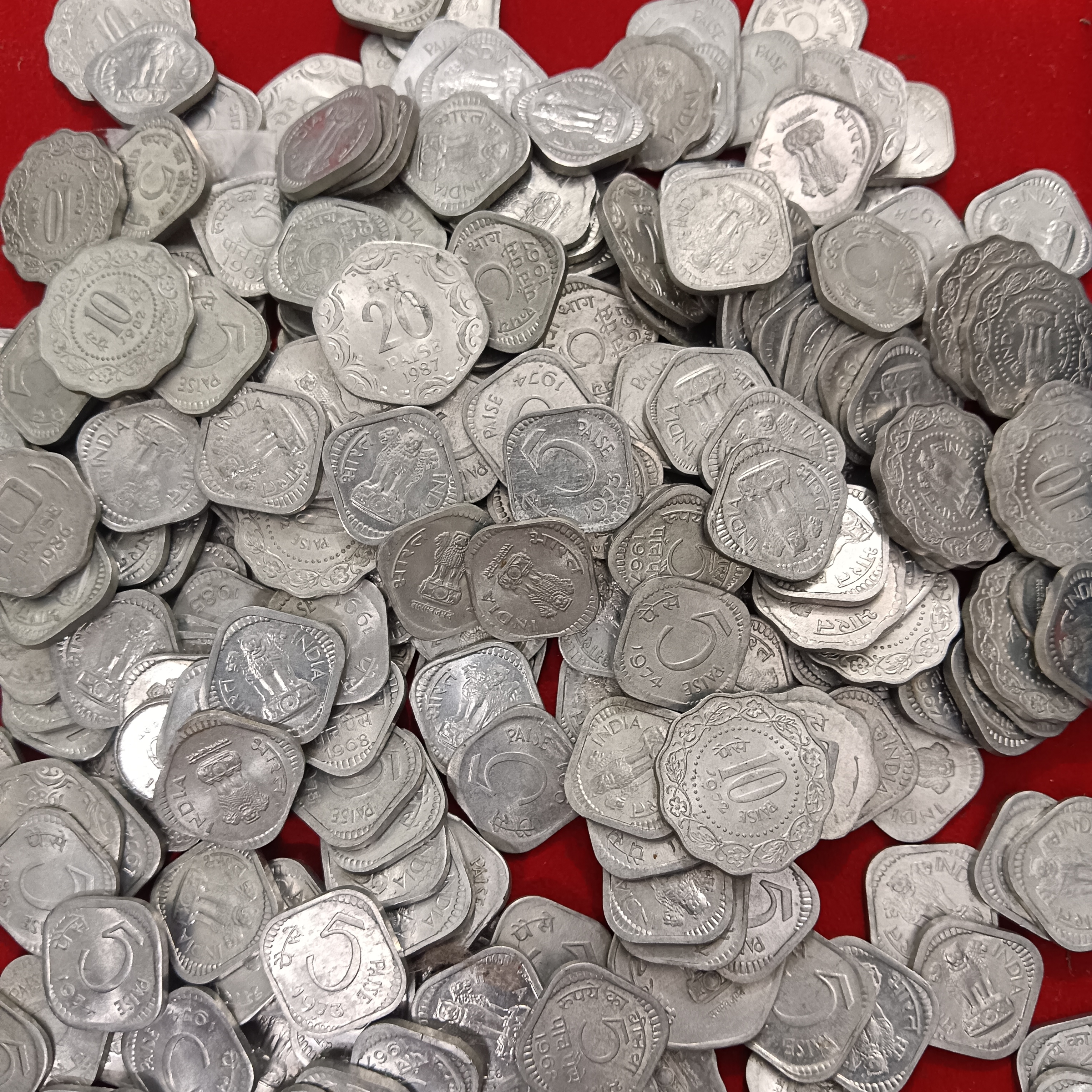5 Paise 10 Paise Aluminium Coins Gem Bunc Condition 50 Pcs Given - Image 8