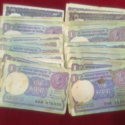 100 NOTE LOTT 1 RUPEES MIX GOVERNOR RARE ( 100 PCS LOTT) #88