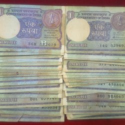 100 NOTE LOTT 1 RUPEES MIX GOVERNOR RARE ( 100 PCS LOTT) #99