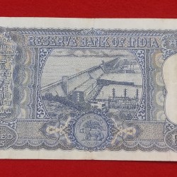 Alternative view of G -9 L. K. JHA 100 RUPEES NOTE RELEASED DATE DECEMBER 1967