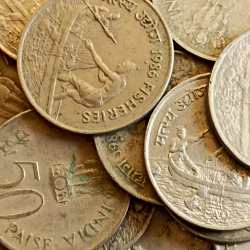 Republic India Denominaton 50 paise Metal copper nickel 25 piece given Same and similar piece available