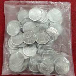 Alternative view of 2025 Rare date Azadi ka amrit mahotsav One Ruppes Noida (50 pcs packet) mint pack unc