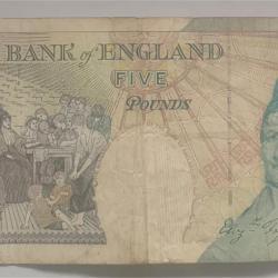 Alternative view of England 5 Pounds (Elizabeth II) Rare Note #B2