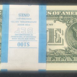 Alternative view of 1 Dollar Rare GEM UNC Serial Packet
