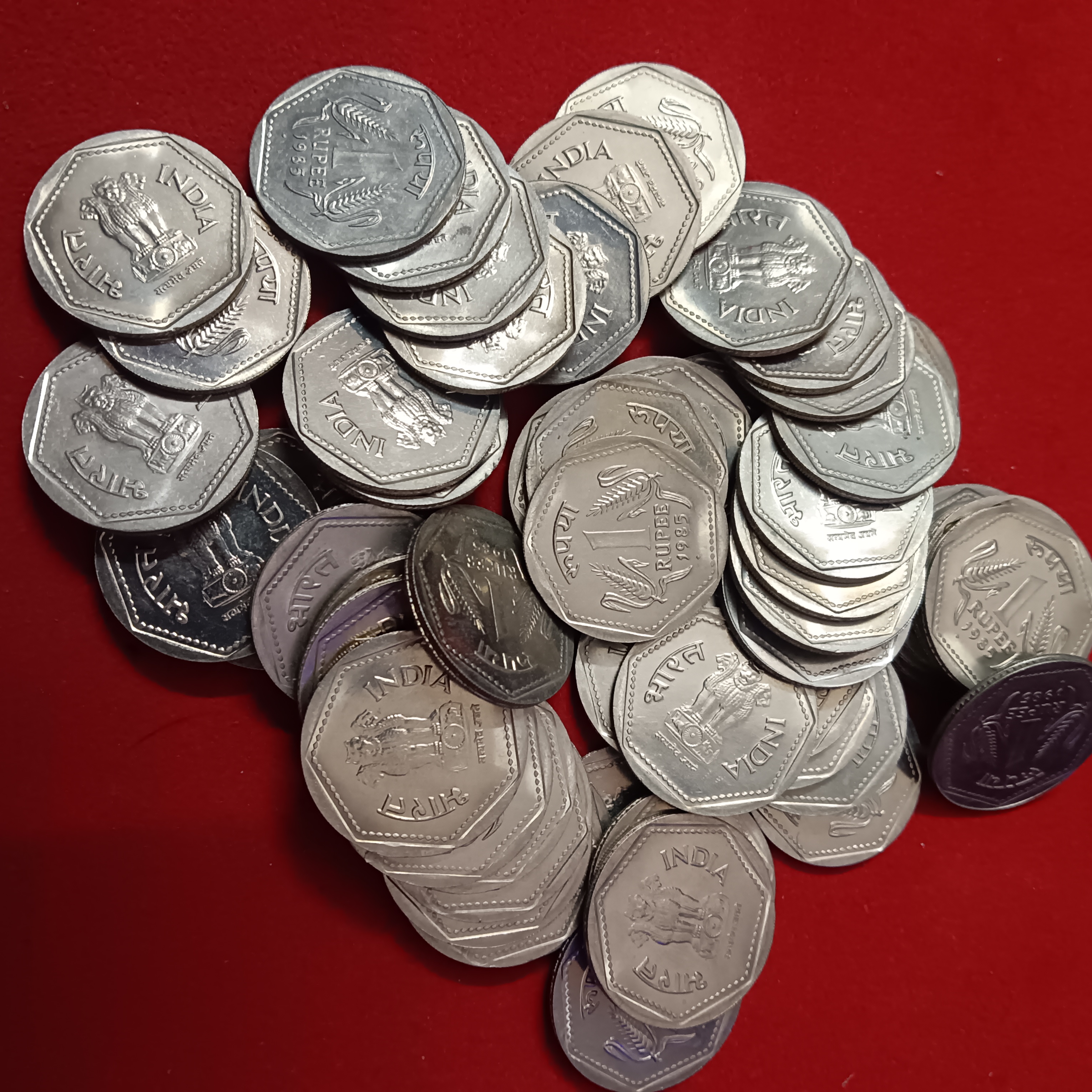 One Rs Scare Coins Copper Nickel Unc Condition 1985 Year 60 Pcs Given Luster Shown