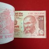 Twenty Rs Old Full Bundle Governor Raghuram Rajan Year 2015 Unc Condition 987101 - Image 4