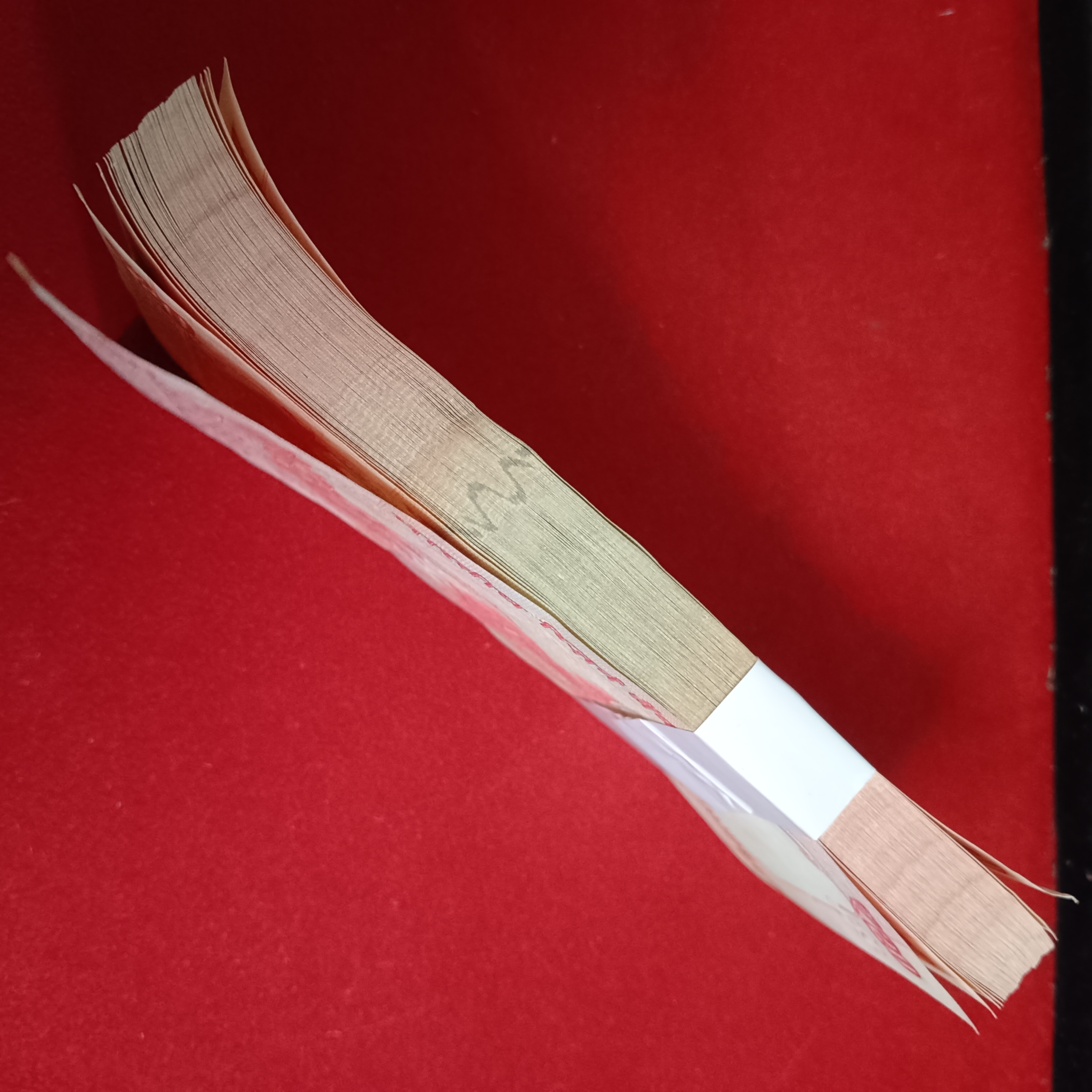 Twenty Rs Old Full Bundle Governor D.Subarao Year 2010 Unc Condition 955901 - Image 7