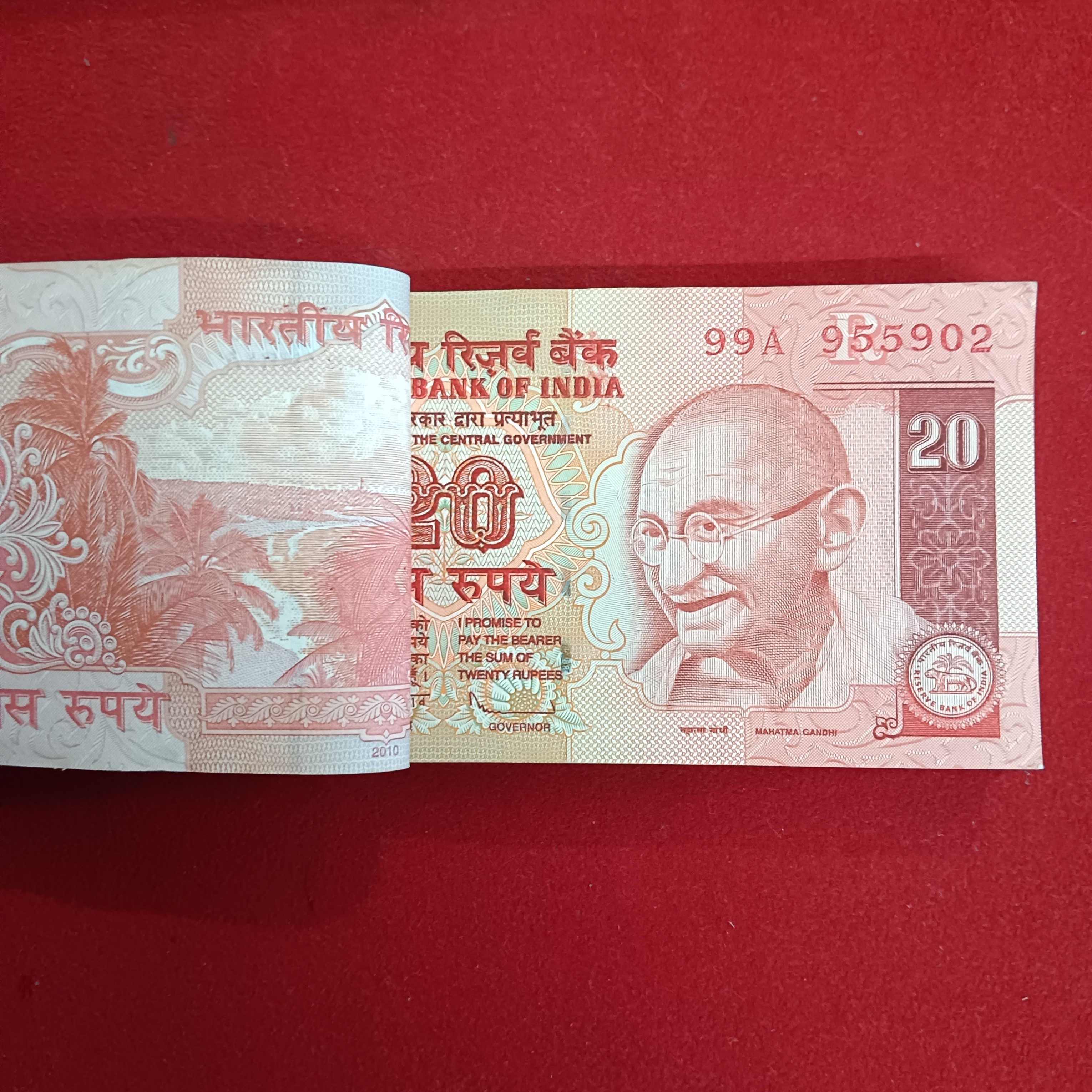 Twenty Rs Old Full Bundle Governor D.Subarao Year 2010 Unc Condition 955901 - Image 2