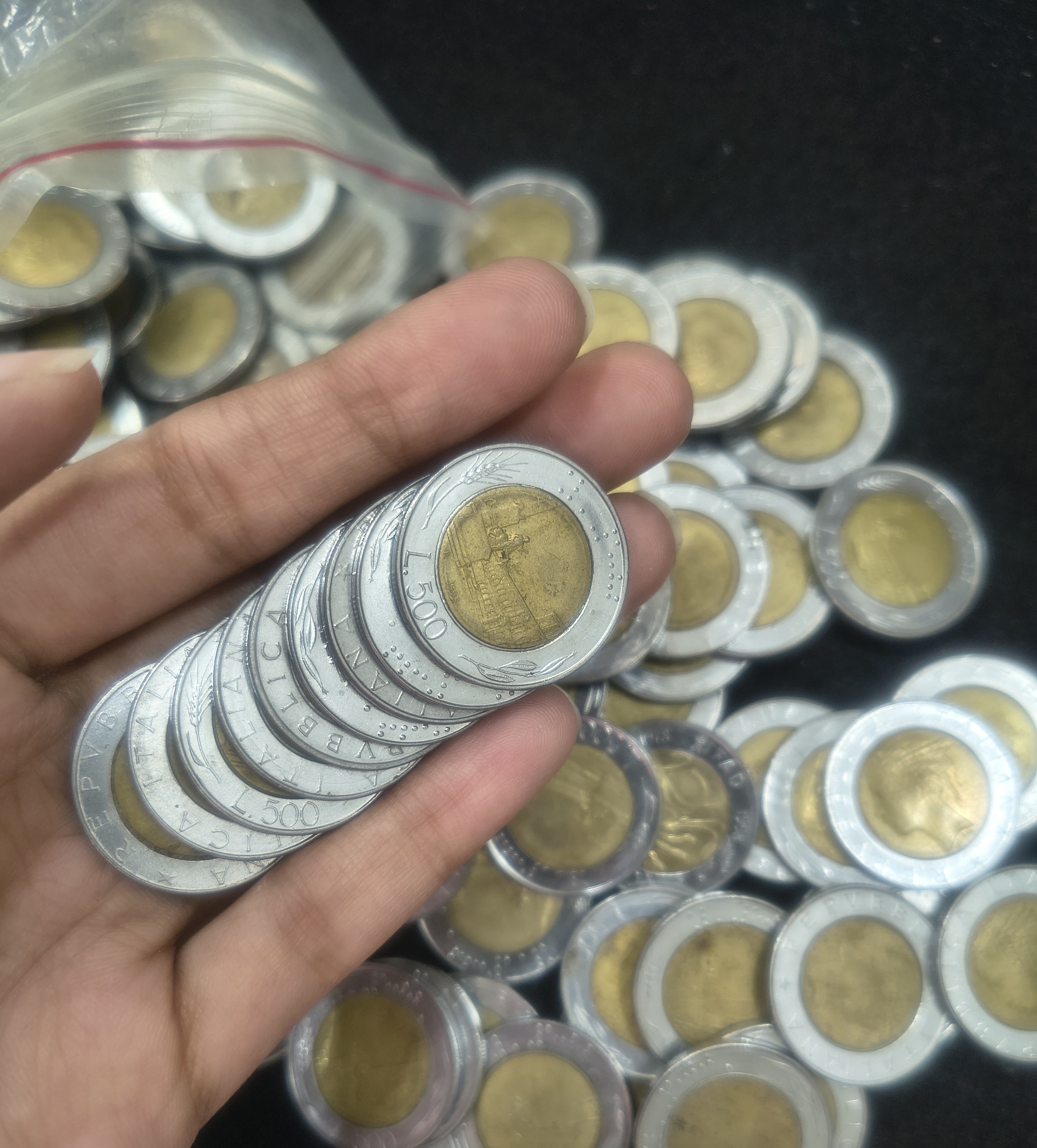 Italy 500 Lire Bimetallic ( 10 COIN LOTT)