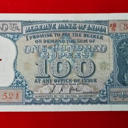 100 RUPEES NOTE G -9 L. K. JHA RELEASED ON 1967 UNC CONDITION WITH PIN HOLE SERIAL NUMBER 391521