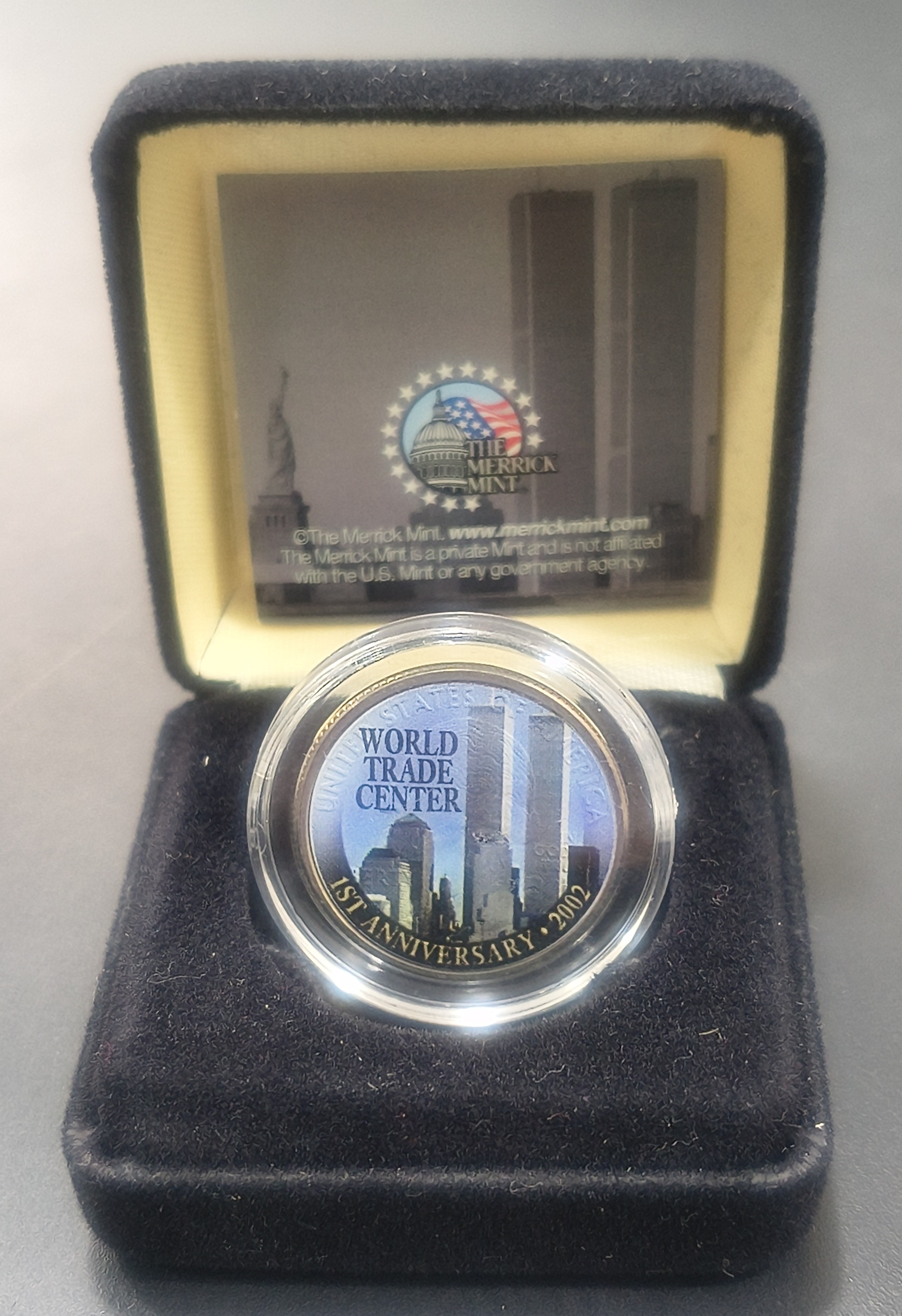World Trade Center (1ST Anniversary ) 2001 New YORK Colorized Rare U.S. Mint Coin Set with Wooden BOX ; Cover and Certificate
