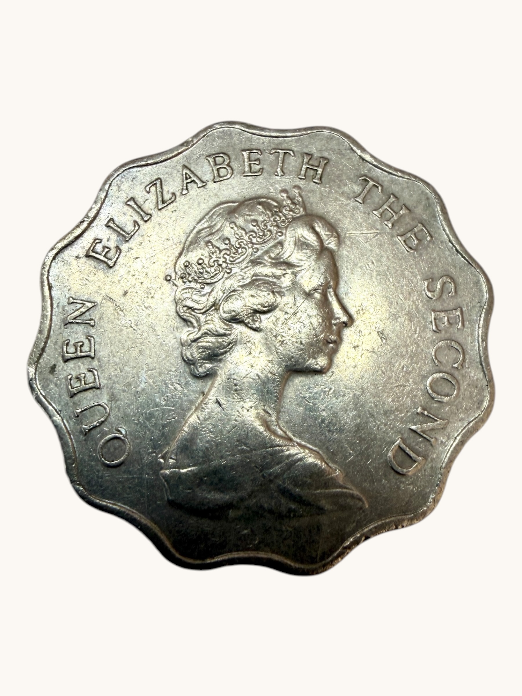 Hong Kong 2 Dollars Circulation Coin Lion and Queen Elizabeth Issue Unique and Rare - Image 2