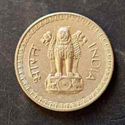 Alternative view of Republic India Denominaton 1₹ Year 1962 Excellent condition Same and similar piece available