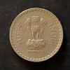 Republic India Denominaton 5₹ Hyderabad mint Metal coper nickel Same and similar piece available - Image 2