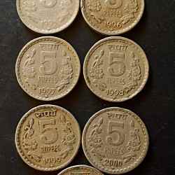 Republic India Denominaton 5₹ Hyderabad mint Metal copper nickel Same and similar set are available