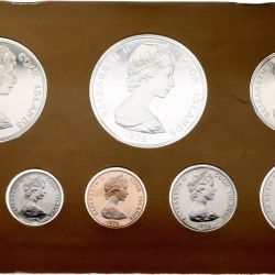 Alternative view of Cook Islands 8 Coin Proof Set (1976) Franklin Mint With 1 Coin (5 Dollar) Silver