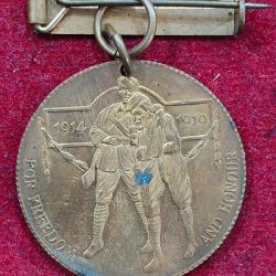 British - India (Freedom and Honour of King) George V (1914-1919) GEM UNC Medal With Clip#E-72