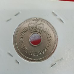 Alternative view of Queen Elizabeth The Second One Penny FIJI Year 1965
