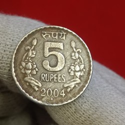 Five Rs Rare Coin 2004 Year Hyderabad Mint Good Condition A6
