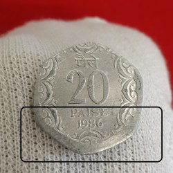 Alternative view of Twenty Paise Aluminium Scare Error Shifted Coin Year 1986 Bombay Mint UNC Condition RBI Mistake Coin