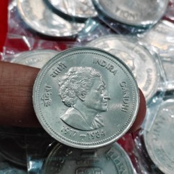 5 RUPEE INDRA GANDHI COIN UNC CONDITION COIN