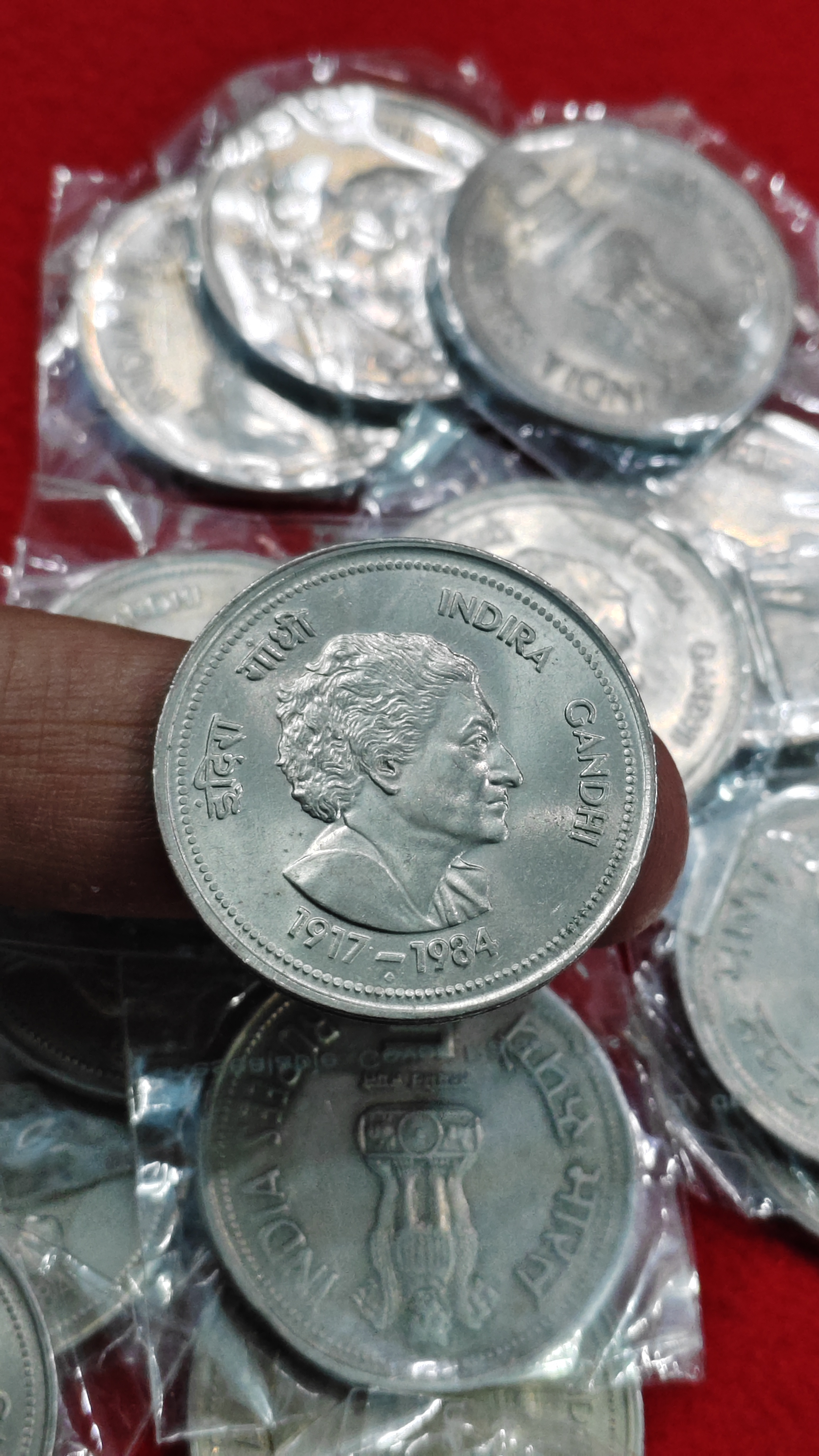 5 Rupee Indra Gandhi Coin UNC Condition Coin
