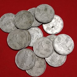 Two Rs Scare Coins 2004 Year Hyderabad Mint 14 Pcs Given Republic of India