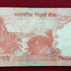 Alternative view of 20 RUPEES 2010 OLD ISSUE GOVERNOR D.SUBBARAO RARE UNC SERIAL PACKET