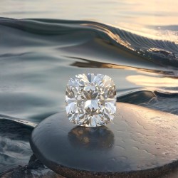 Rare 1 Carat Square Cushion Shape Lab Grown Diamond Top White Color Excellent Quality Exceptional Collectible Unique and Rare
