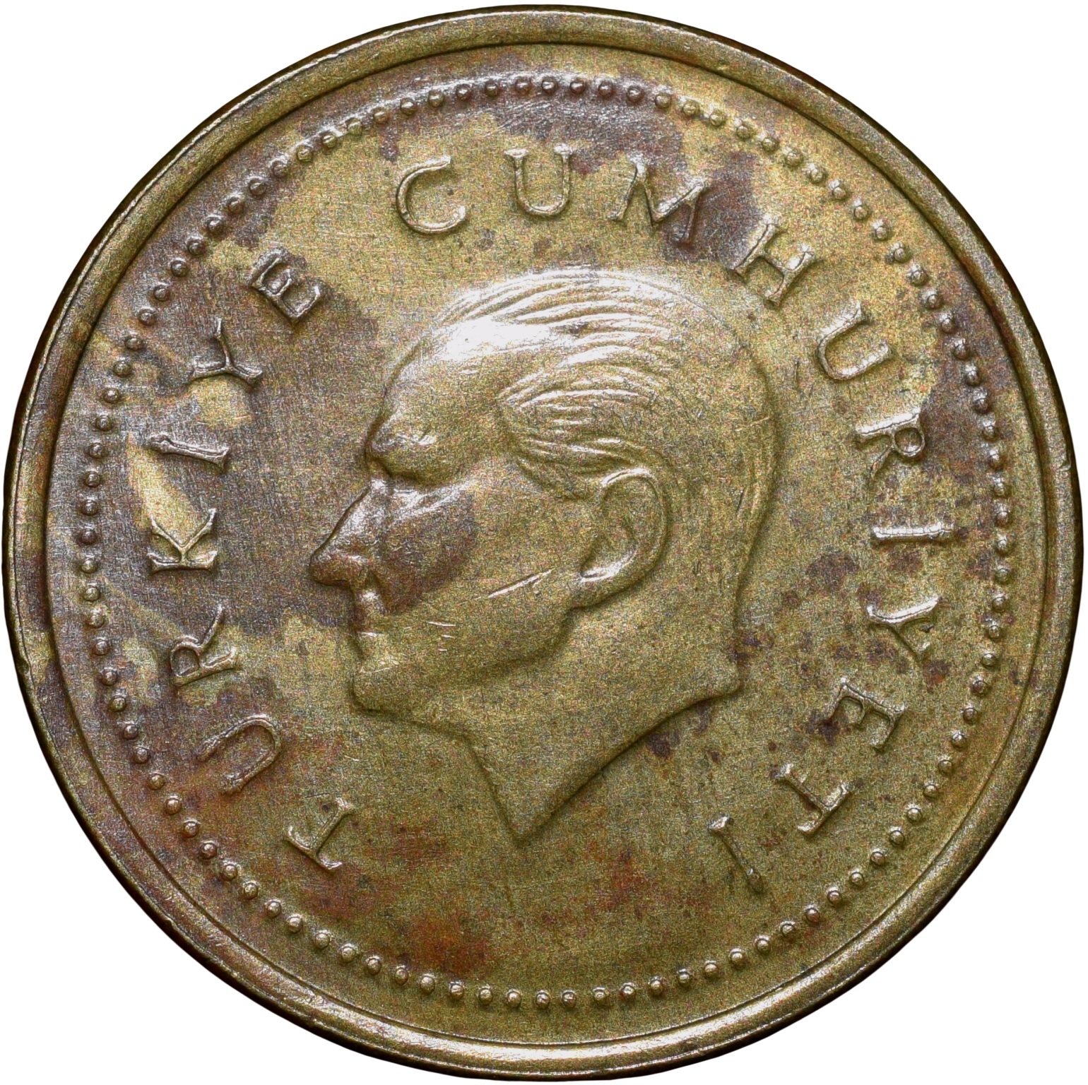 Brass 5000 Lira of Turkey (AD 1999) with Head of Atatürk left