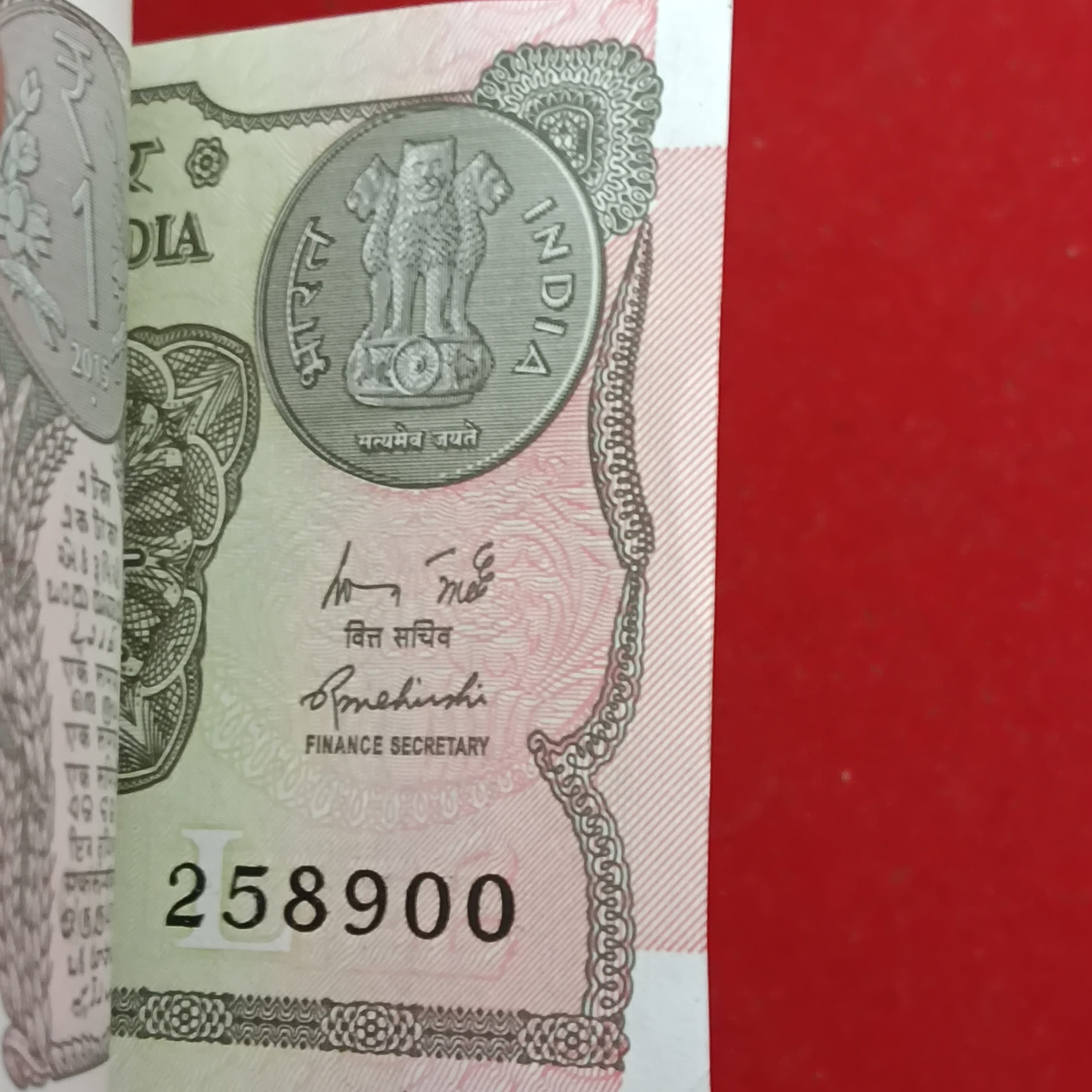 One Rs Full Bundle Finance Secretary Rajiv Mehrishi 2015 Year Unc Condition 258801