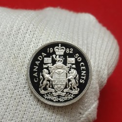 Elizabeth II DG Regina 50 Cents Proof Coin 1982 Year CANADA Royal Mint