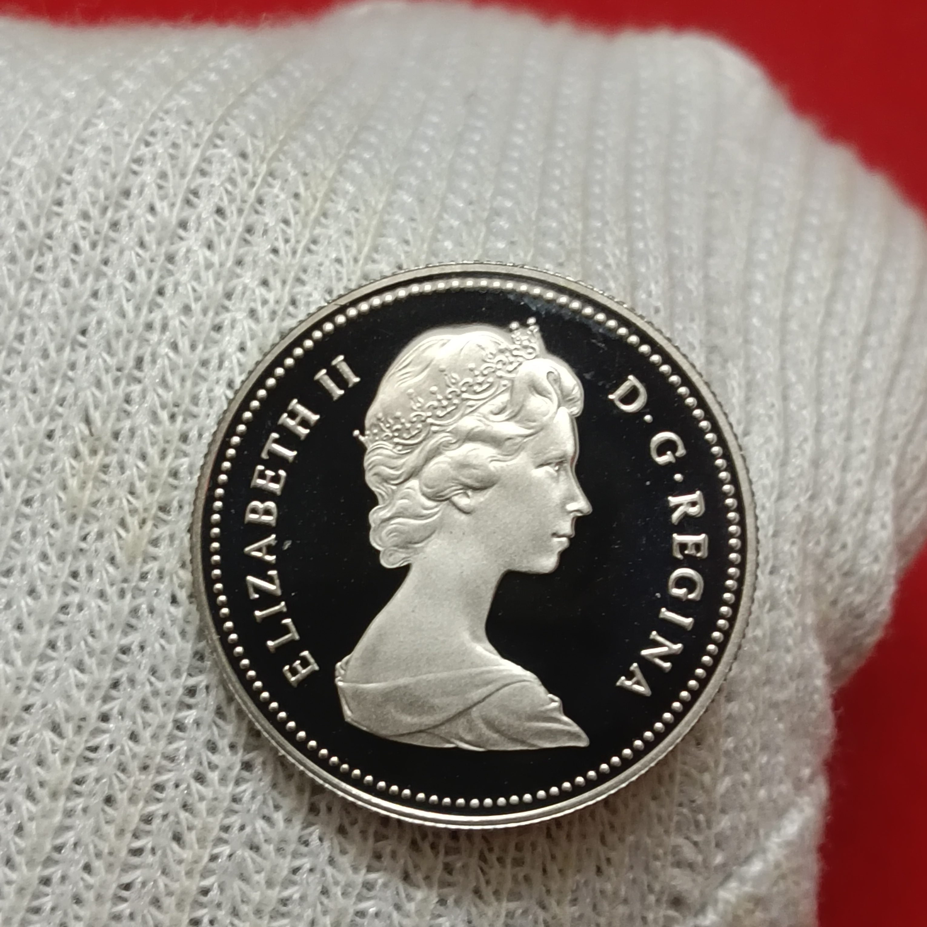 Elizabeth II DG Regina 50 Cents Proof Coin 1982 Year Canada Royal Mint