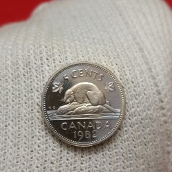 Alternative view of Elizabeth II DG Regina 5 Cents Proof Coin 1982 Year CANADA Royal Mint
