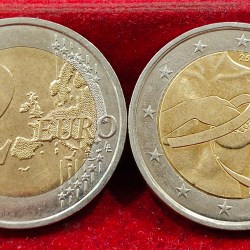 France 2 Euros 2017 - Pink ribbon Rare Coin #E-319
