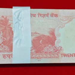 Alternative view of 20 Rupee UNC Condition Packet 111401 to 111500