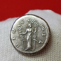 Ancient Greek Commemorative Coin – Bearded King & Standing Goddess