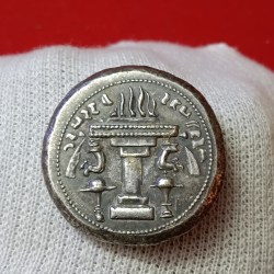 Ancient GreeK Coin Sasanian drachm King Ardashir (273–279 CE)