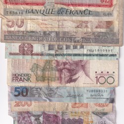 Different World Note Poor Condition (12 Pcs) Lott#*138
