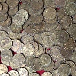 Alternative view of One Paisa Nickel Brass Coins 100 Pcs Given 1964 Year Mix Mints Top Condition Republic of India