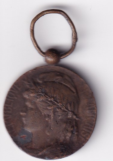 Medium Old French Marianne Medal Replica, Antiqued Rustic Brown #K-90