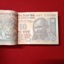 Alternative view of Ten Rs Rare Old Full Bundle Governor D.Subbarao Gem Unc Condition 2011 Year Reserve Bank of India 710701
