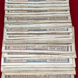 10 Rupees Mix Governor Used Condition (100 Pcs) Lott #*102