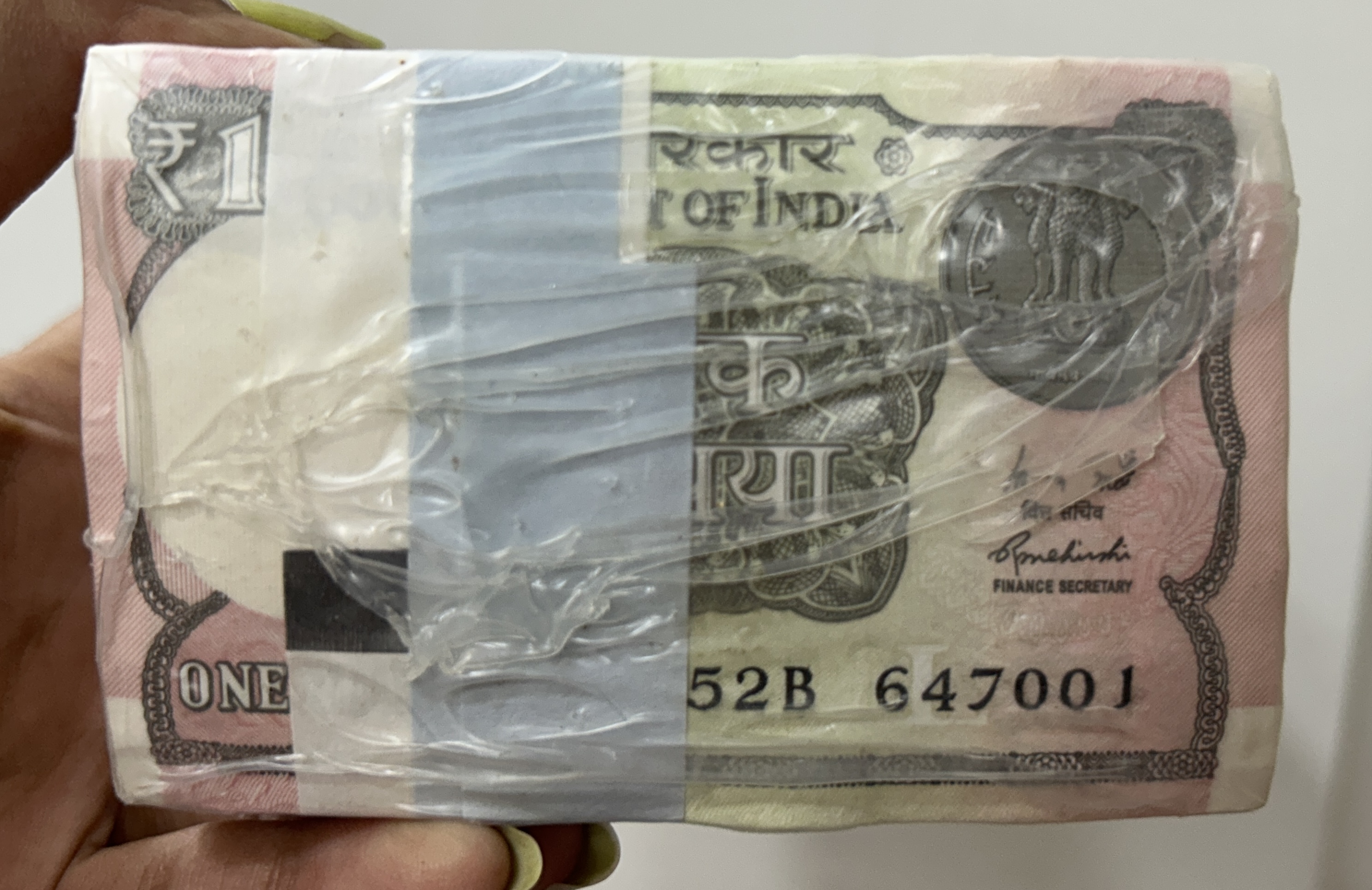 One Rupees 2015 Governor Rajiv Mehrishi Rare Sealed Pack RIM
